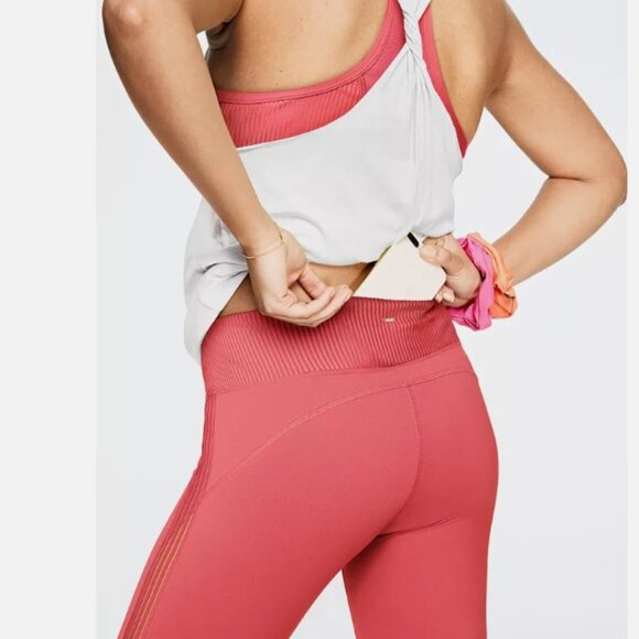 Victoria Secret PINK Ultimate V Leggings and top S - Picture 5 of 8